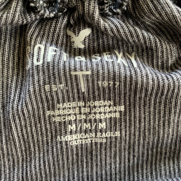 off the shoulder top - Picture 3 of 3